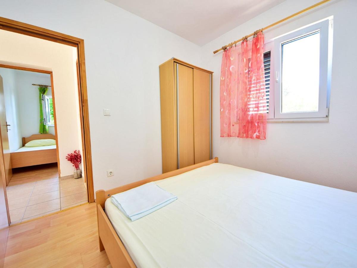 Holiday Home Tina - Hvr501 By Interhome Gdinj Zewnętrze zdjęcie